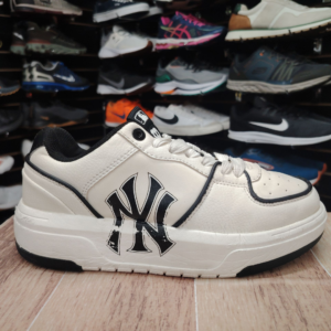 MLB New York . Talla 8