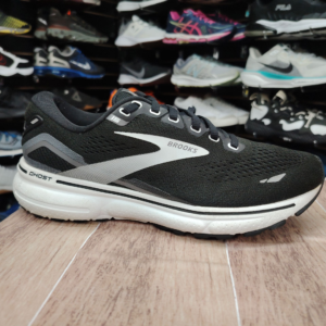 Brooks. Talla 8.5