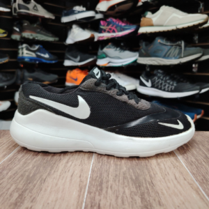 Nike. Talla 6.5