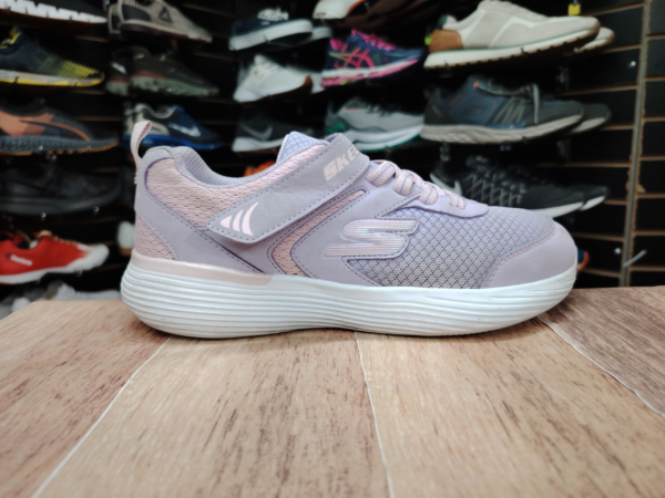 Skechers go run. Talla 4