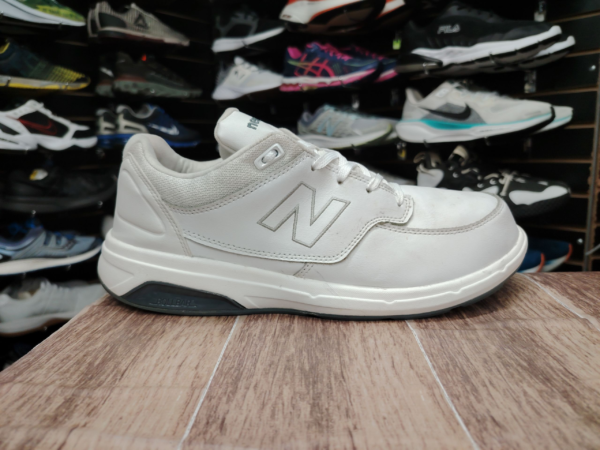 New Balance 813. Talla 9.5
