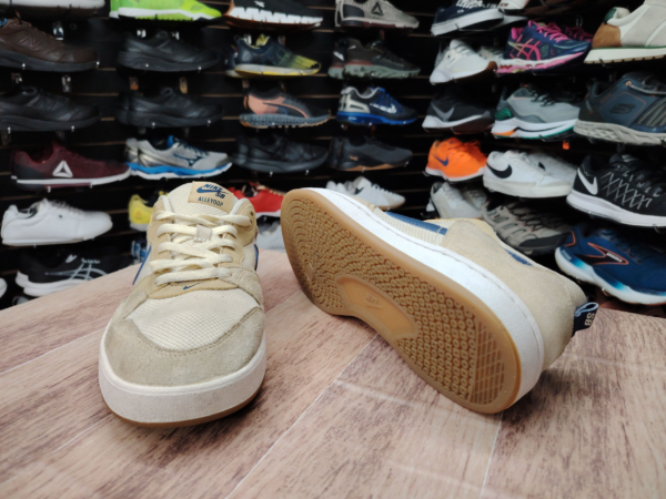 Nike SB Alleyoop. Talla 9.5