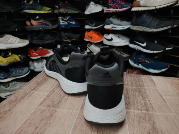 Adidas Edge Lux. Talla 11 - Imagen 3