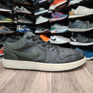 Nike Jordan 1 Low. Talla 8.5