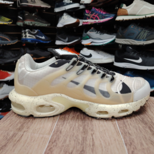 Nike Air Max Terrascape. Talla 8