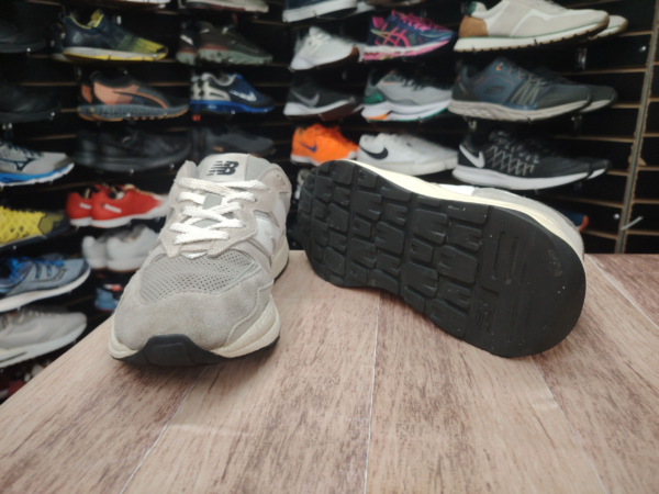 New Balance. Talla 6.5