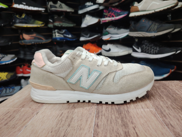 New Balance WL373. Talla 6.5
