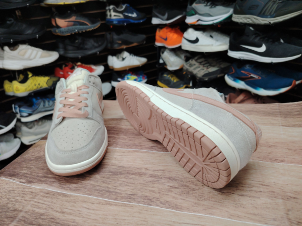 Nike Dunk  Talla 8.5 - Imagen 3
