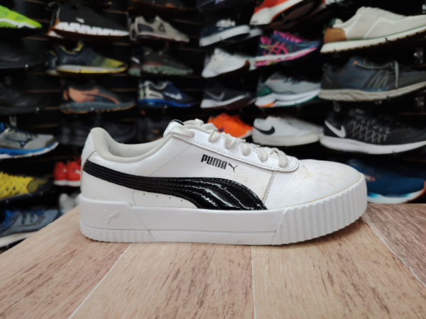 Puma Carina. Talla 7.5