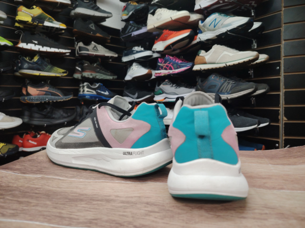 Skechers Talla 8 - Imagen 2