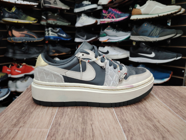 Nike Air Jordan 1 Low. Talla
