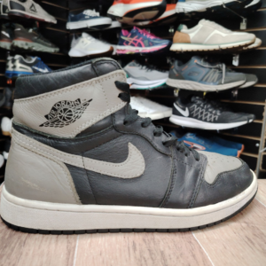 Nike Air Jordan 1 High. Talla 8.5