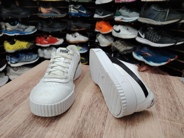 Puma Carina. Talla 7.5