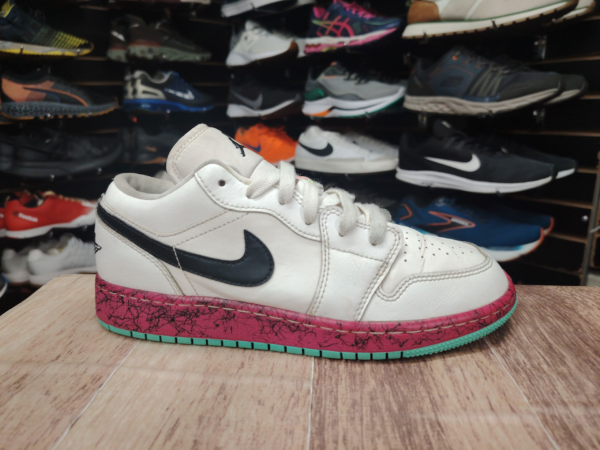 Nike Air Jordan 1 low Talla 5