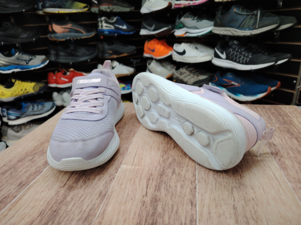 Skechers go run. Talla 4
