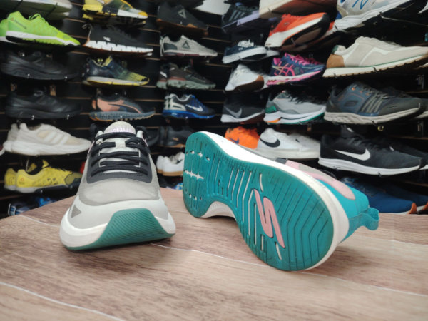 Skechers Talla 8 - Imagen 3
