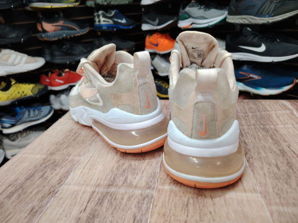 Nike Air Max 270 Talla 7 - Imagen 2