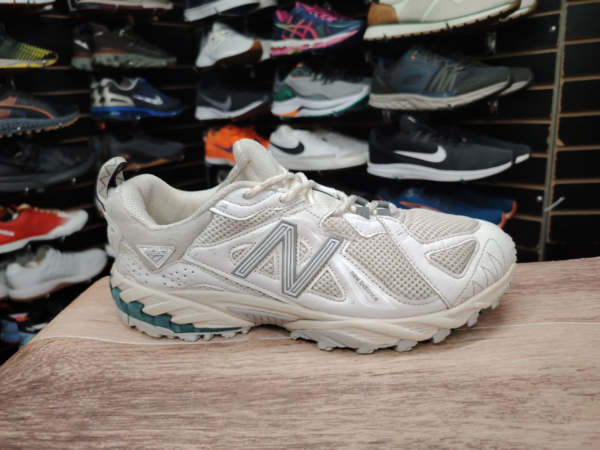 New Balance Talla 7