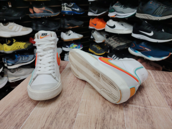 Nike Blazer Talla 5.5 - Imagen 3