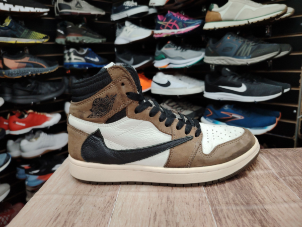 Nike Jordan 1 high Talla 7.5