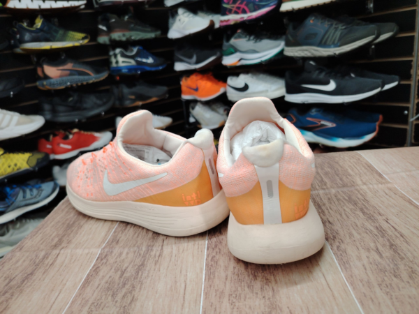 Nike Lunarepic. Talla 7