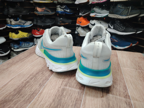 Nike React Infinity. Talla 10.5