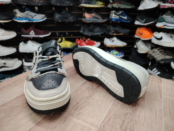 Nike Air Jordan 1 Low. Talla