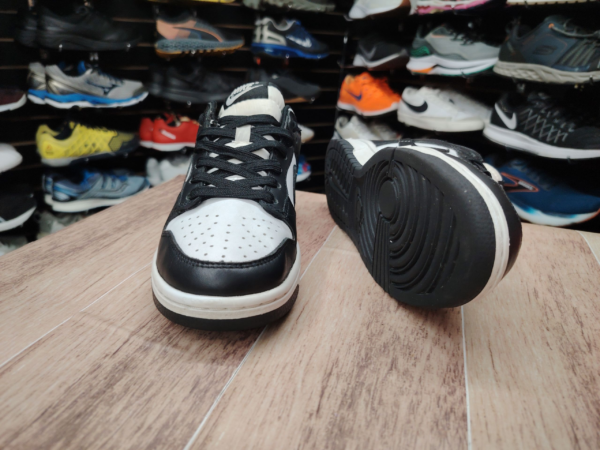 Nike Panda. Talla 5.5