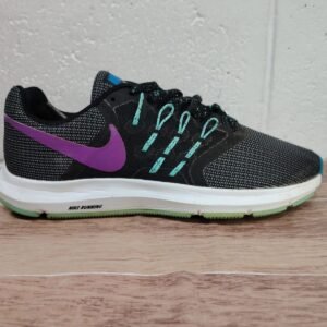Nike. Talla 8