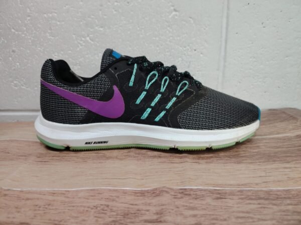 Nike. Talla 8