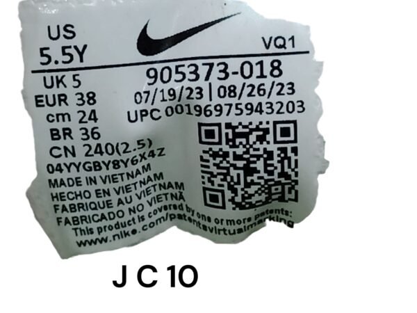 Nike. Talla5.5