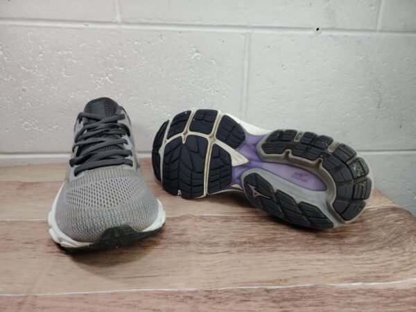 Mizuno. Talla 8.5 25cm