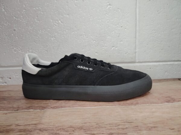 adidas. Talla 8, 26cm.