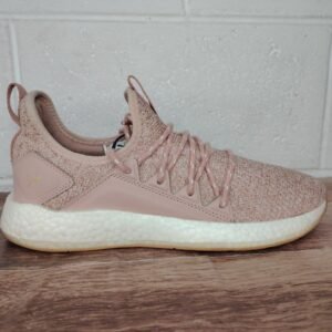 Puma. Talla 9.5, 26cm.