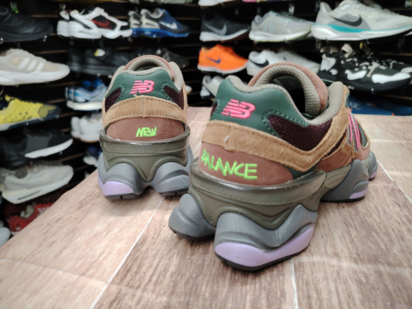 New Balance 9060. Talla 5.5