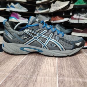 Asics. .Talla 11 28.5cm