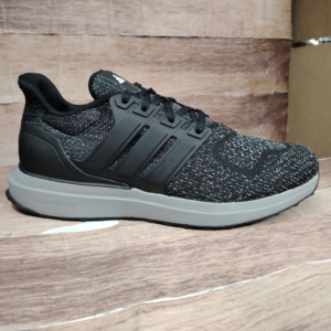 adidas Ultradream DNA Talla 8.5 26.5cm