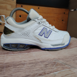 New Balance 806 Talla 6.5, 23.5cm