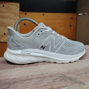 New Balance Fresh Foam X 860v13. Talla 8.5, 25.5cm