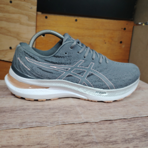 Asics Gel-Kayano running. Talla 10, 26.5cm