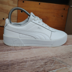 Puma Women's Carina. Talla 8.5
