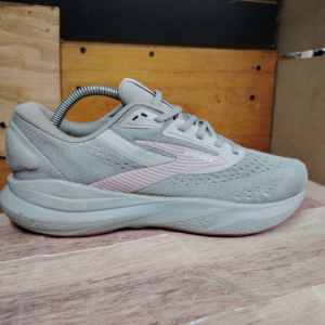 Brooks Women's Adrenaline GTS24 running. Talla 11, 28cm