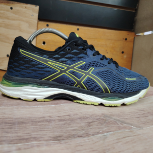 Asics Gel-Cumulus 19 Talla 9, 27cm
