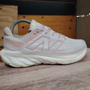New Balance Fresh Foam X 1080. Talla 9.5, 26.5cm