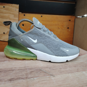 Nike Air Max 270. Talla 8.5, 25.5cm