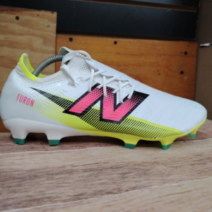 Tacos De Futbol New Balance Furon v7+ Pro FG. Talla 11, 29cm