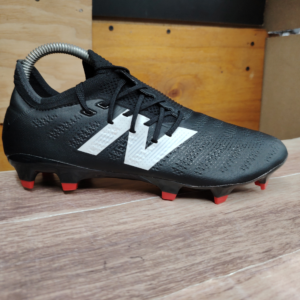 Tacos De Futbol New Balance Furon Pro V7+ FG. Talla 7, 25cm