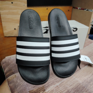 Adidas Adilette Comfort Slides. 25cm y 26cm