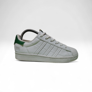 Adidas Superstar white green.