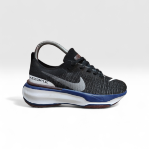 Nike ZoomX Invincible Run Flyknit 3 running.